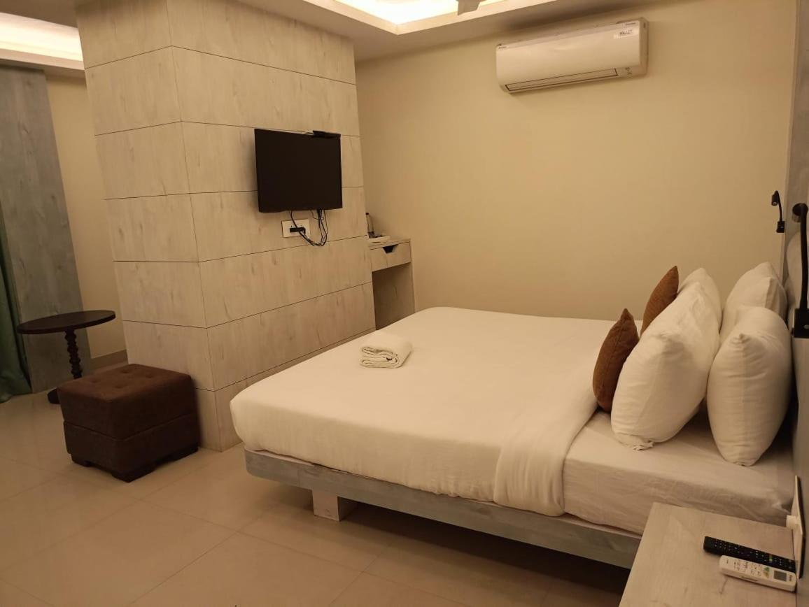 Hotel Rishiraj, Nagaon Nagaon  Exterior photo